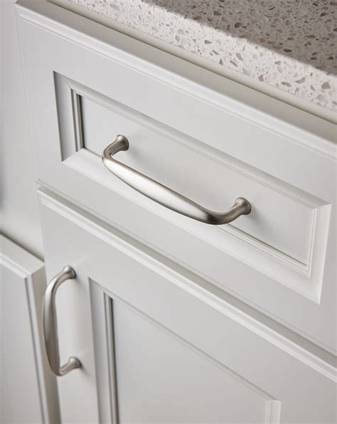 kitchen cabinet hardware vs stainless steel